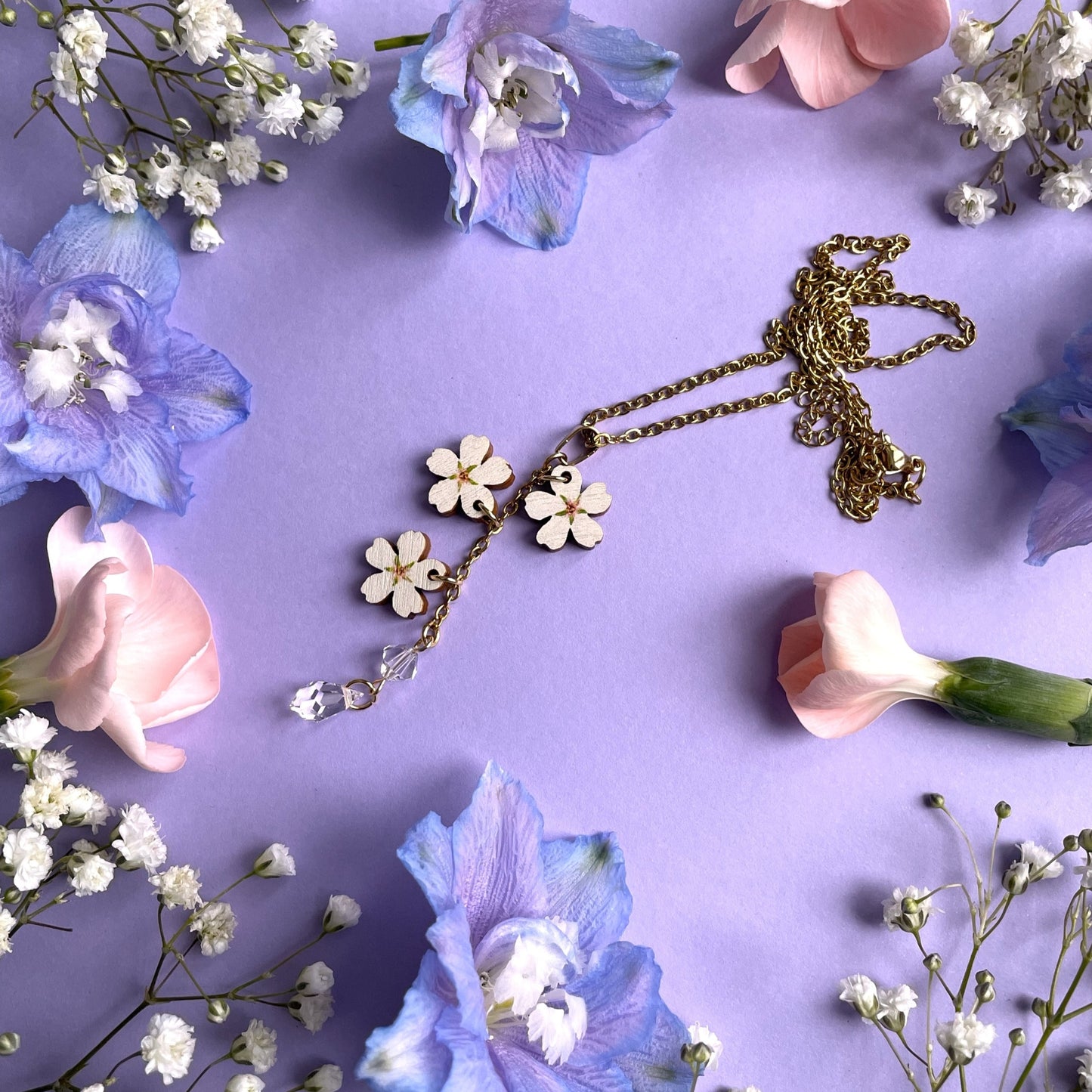 Hanami Love -kaulakoru, valkoinen - kulta