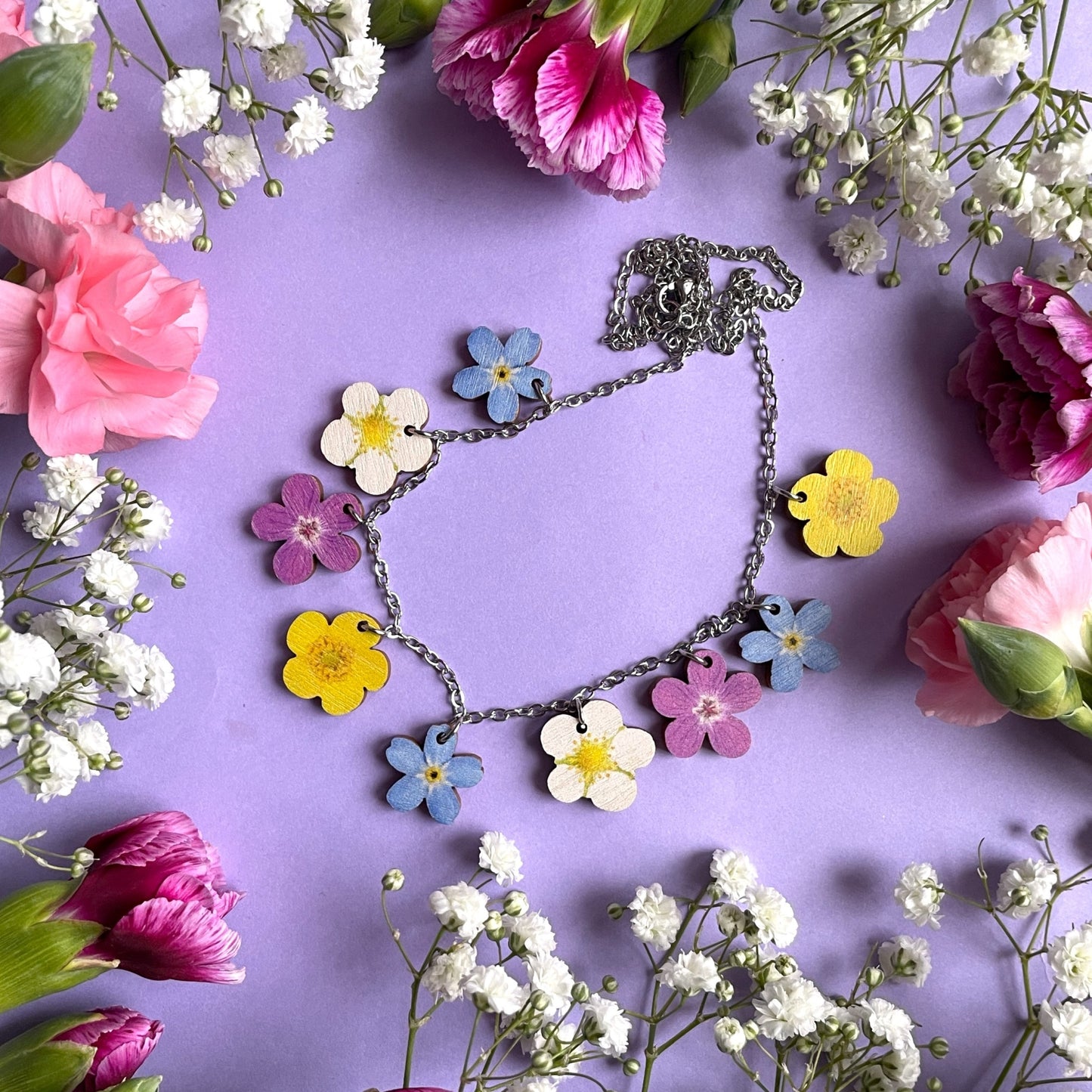 Kesäkeiju-kaulakoru