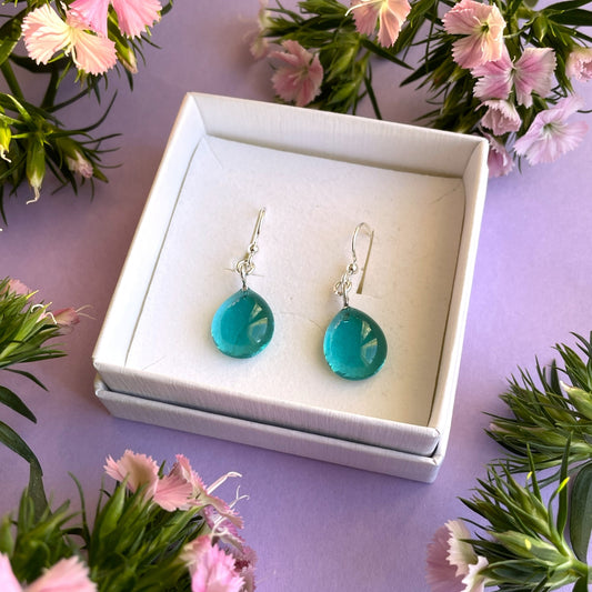 Lasipisara-korvakorut, vedenvihreä