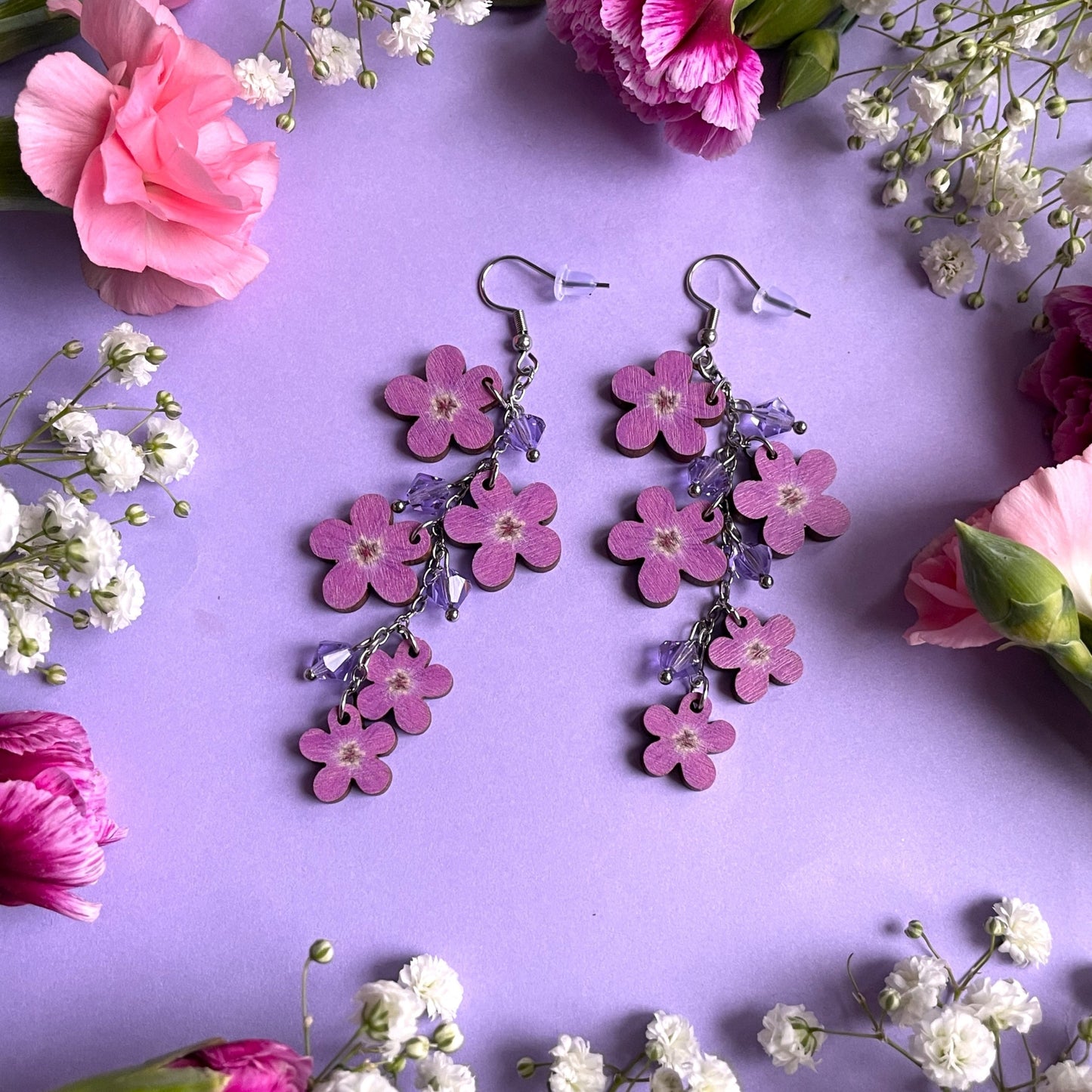 Metsäkurjenpolvet kristalleilla