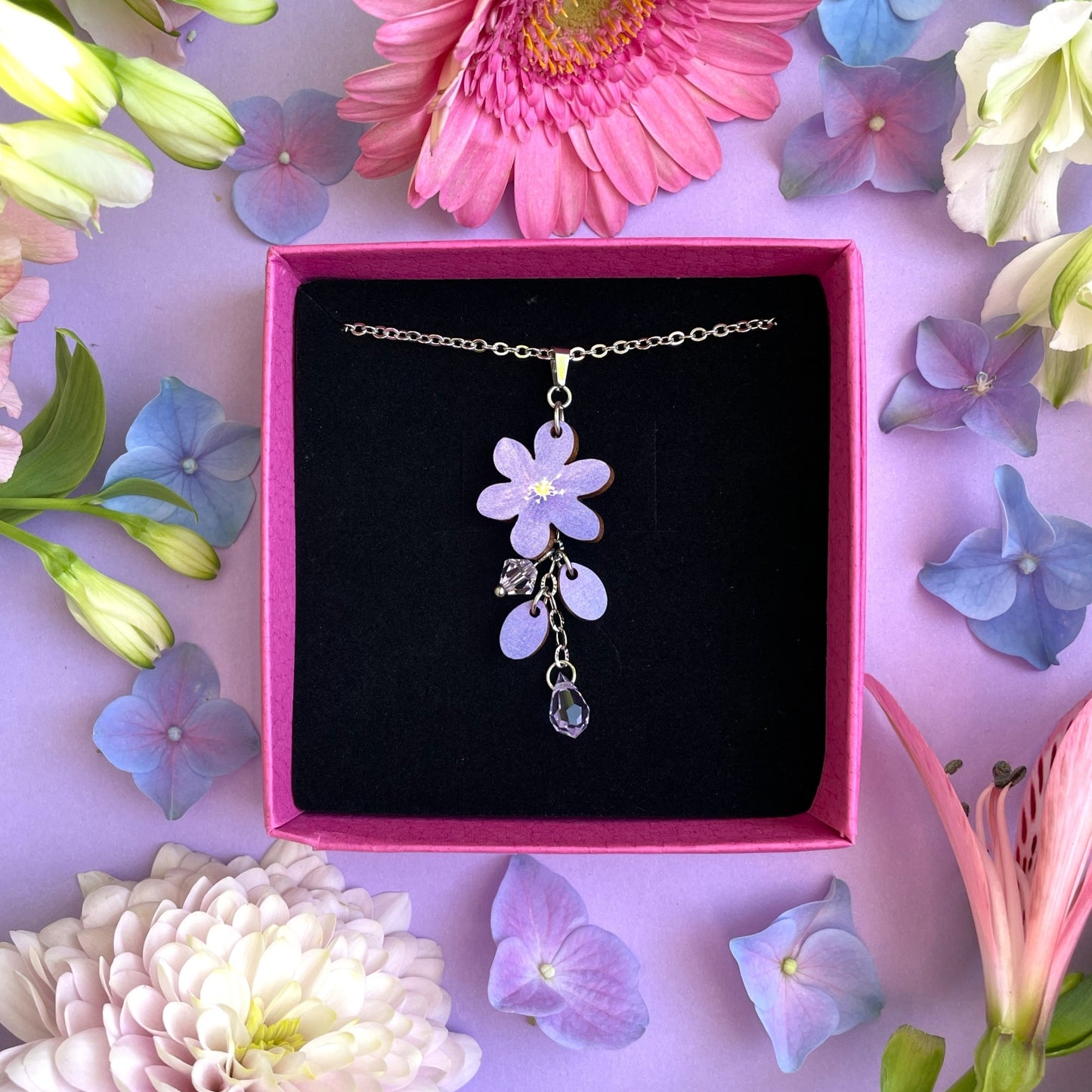 Vuokko Glow -kaulakoru