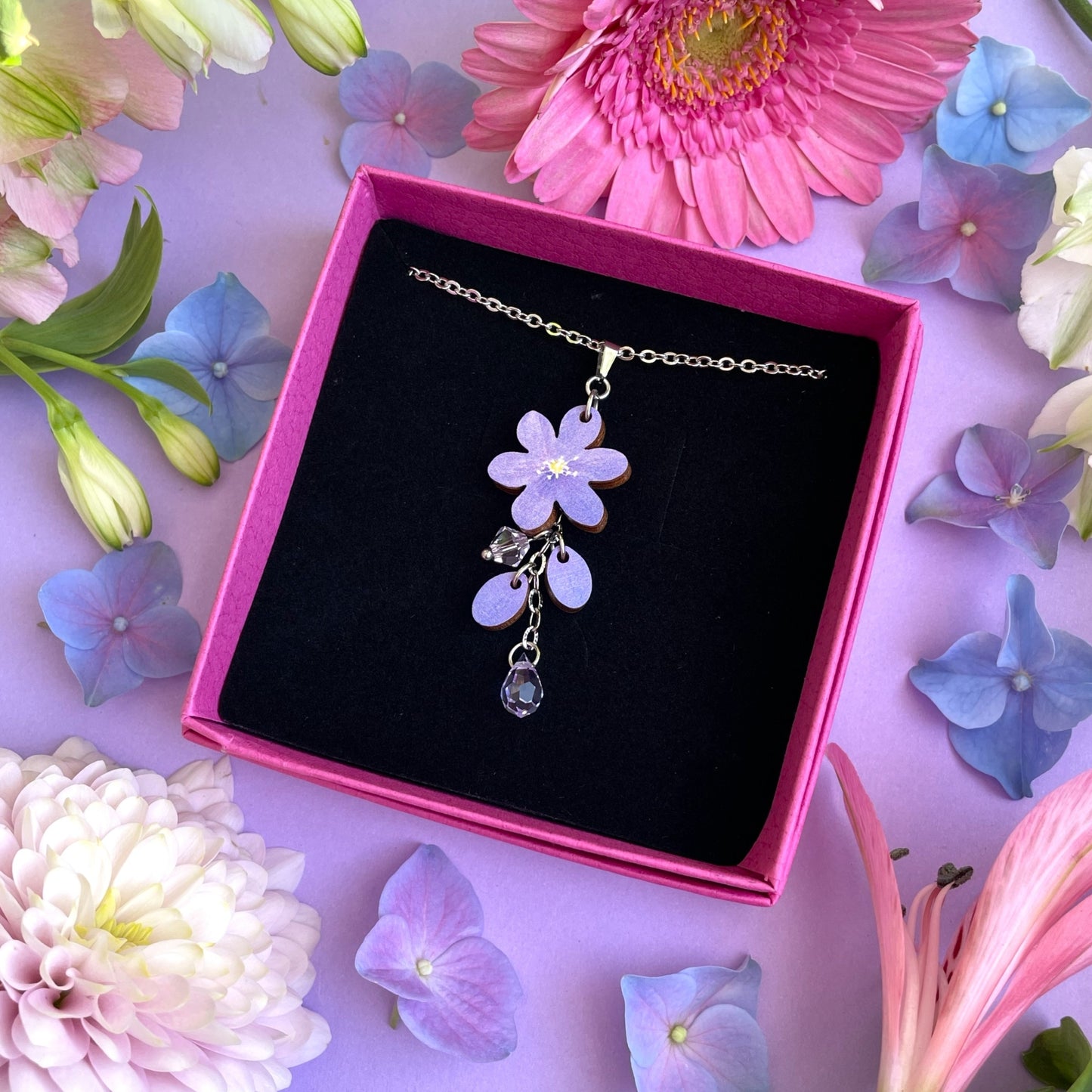 Vuokko Glow -kaulakoru